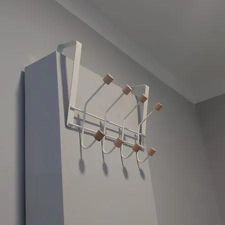 One Bed In Room, With Bathroom Shared With Ownner