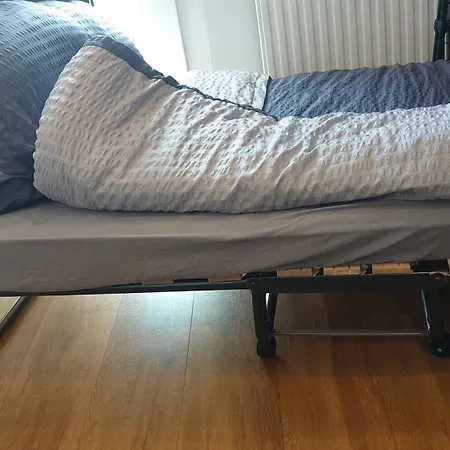 One Bed In Room, With Bathroom Shared With Ownner Munich